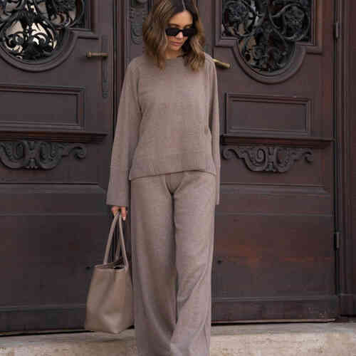Wide organic cashmere knitted pants
