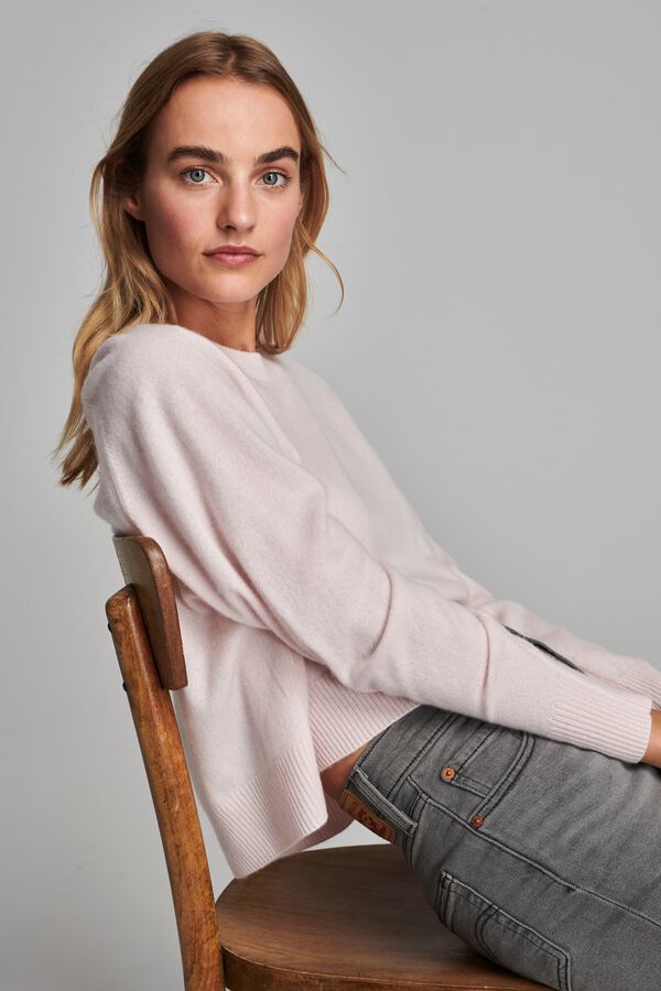 Oversized round neck cashmere sweater
