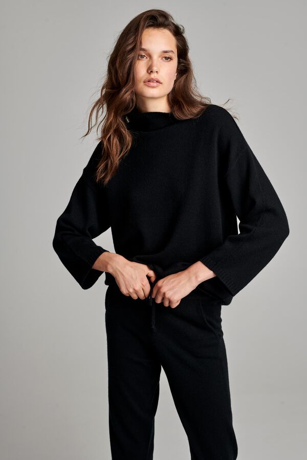 Kaschmir-Pullover mit Stehkragen