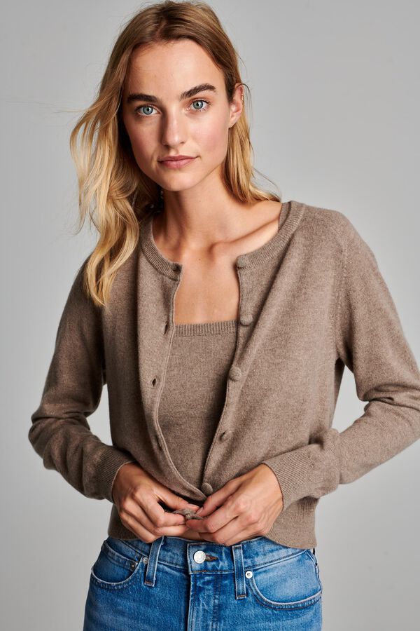 Round neck cashmere cardigan